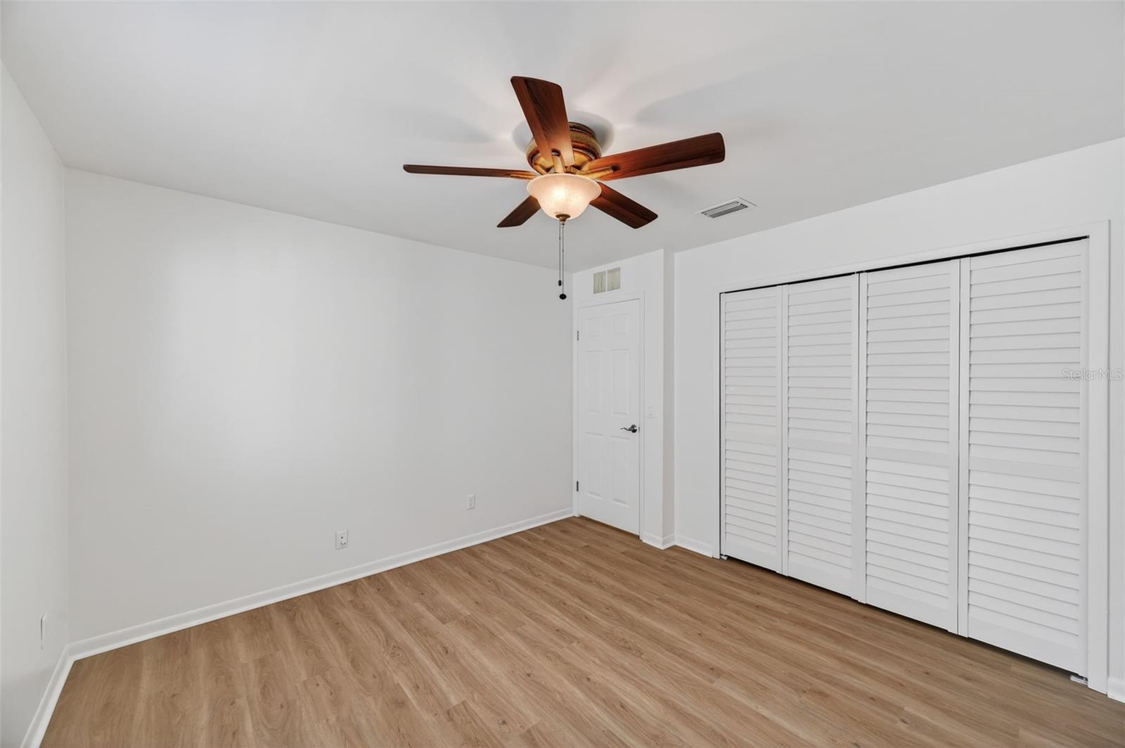 Image 36 of 49 For 1609 Shady Leaf Drive