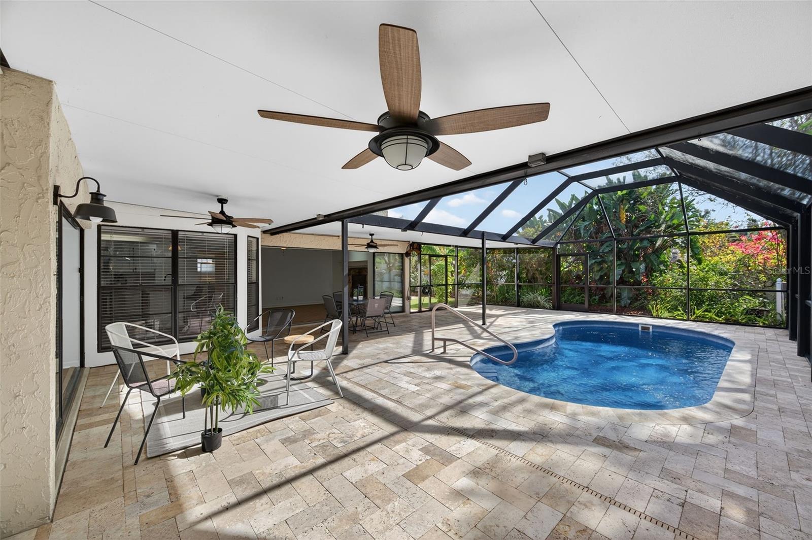 Image 5 of 49 For 1609 Shady Leaf Drive