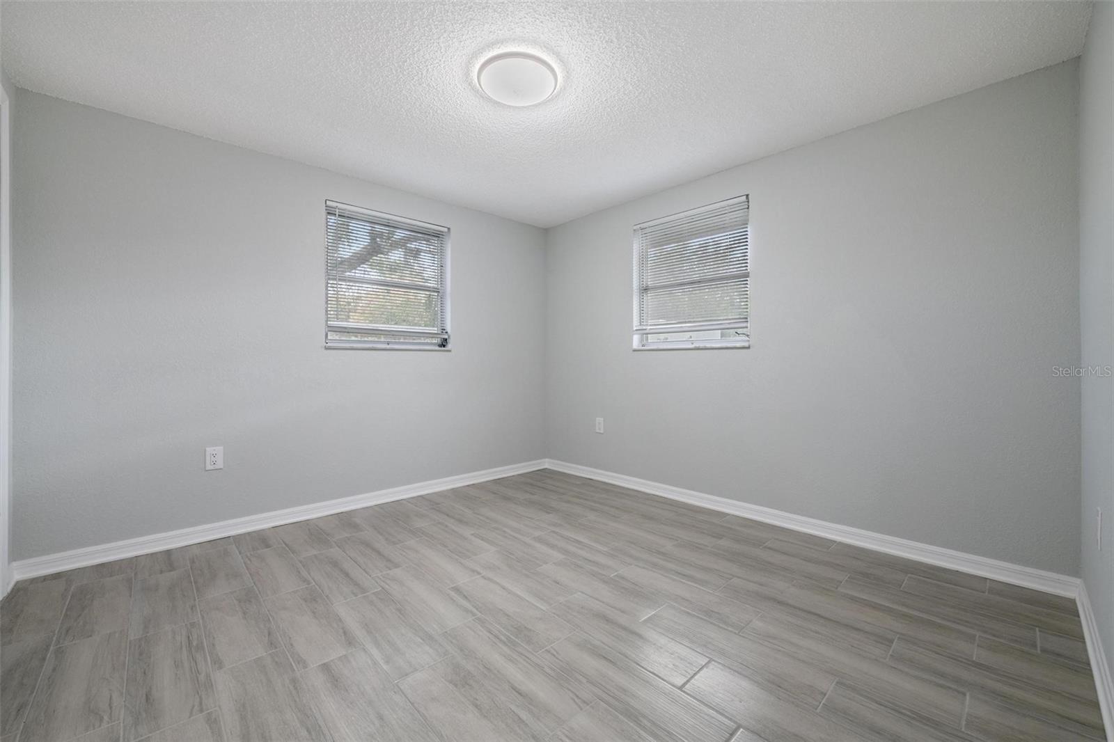 Image 13 of 31 For 7806 Butler Avenue