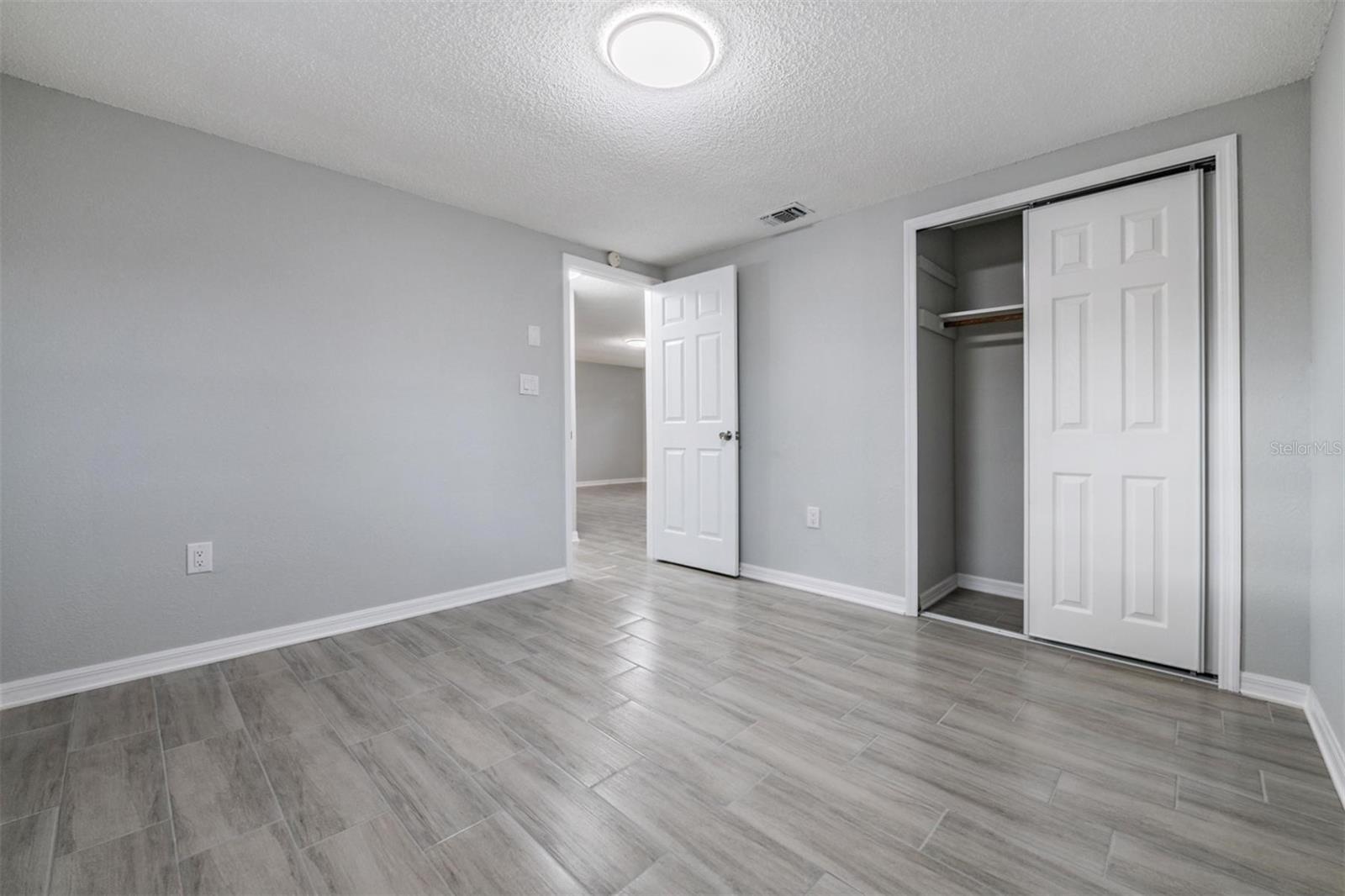 Image 14 of 31 For 7806 Butler Avenue