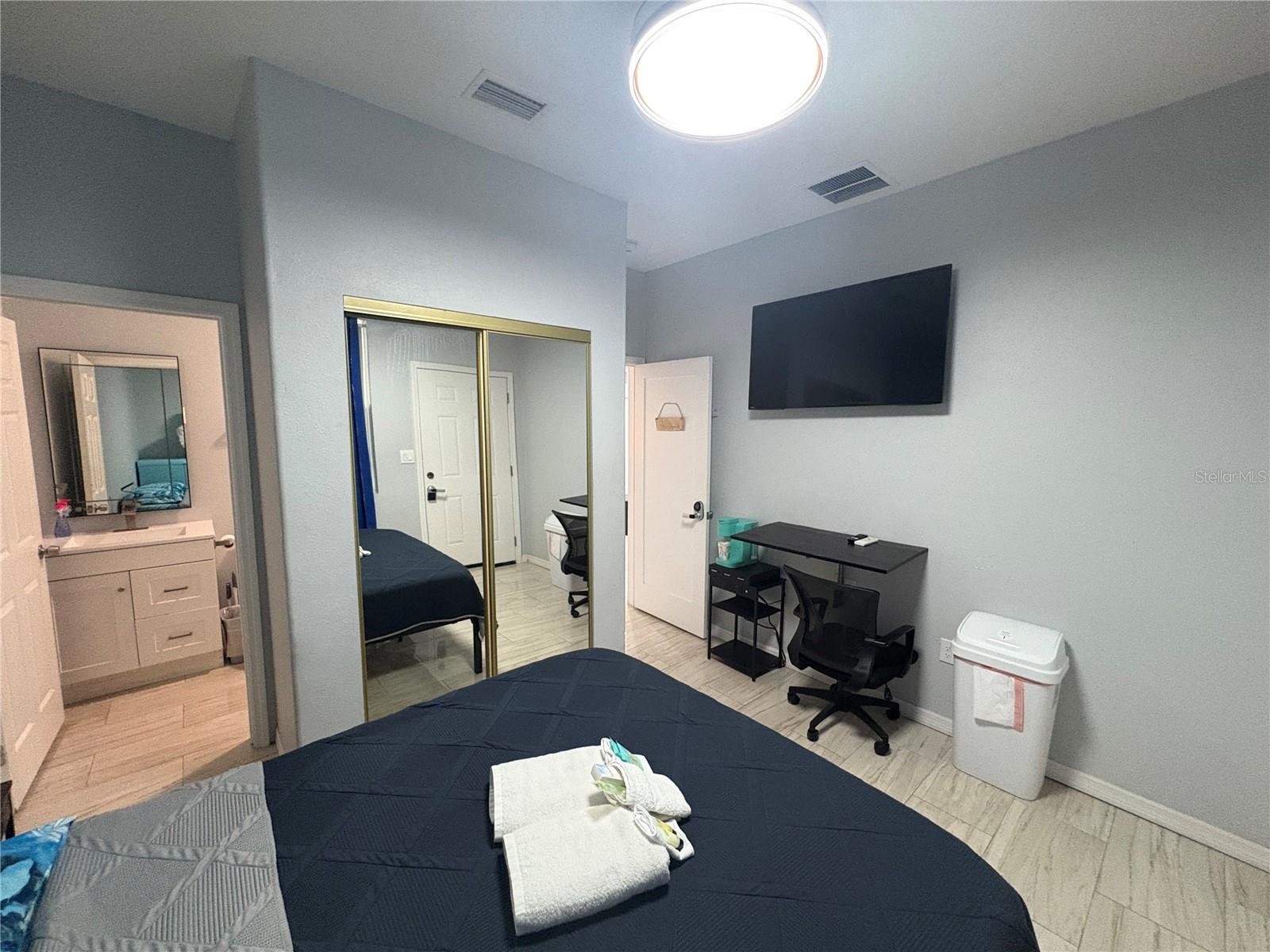 Image 14 of 26 For 3715 Valley Tree Drive