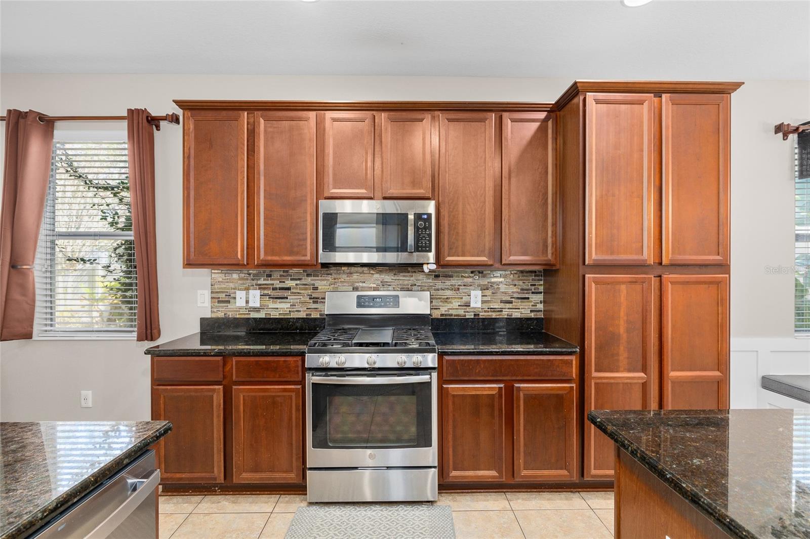 Image 12 of 56 For 17425 New Cross Circle