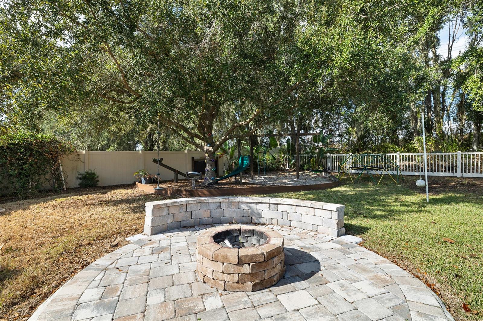 Image 47 of 56 For 17425 New Cross Circle