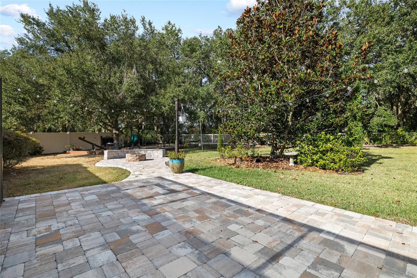 Image 49 of 56 For 17425 New Cross Circle