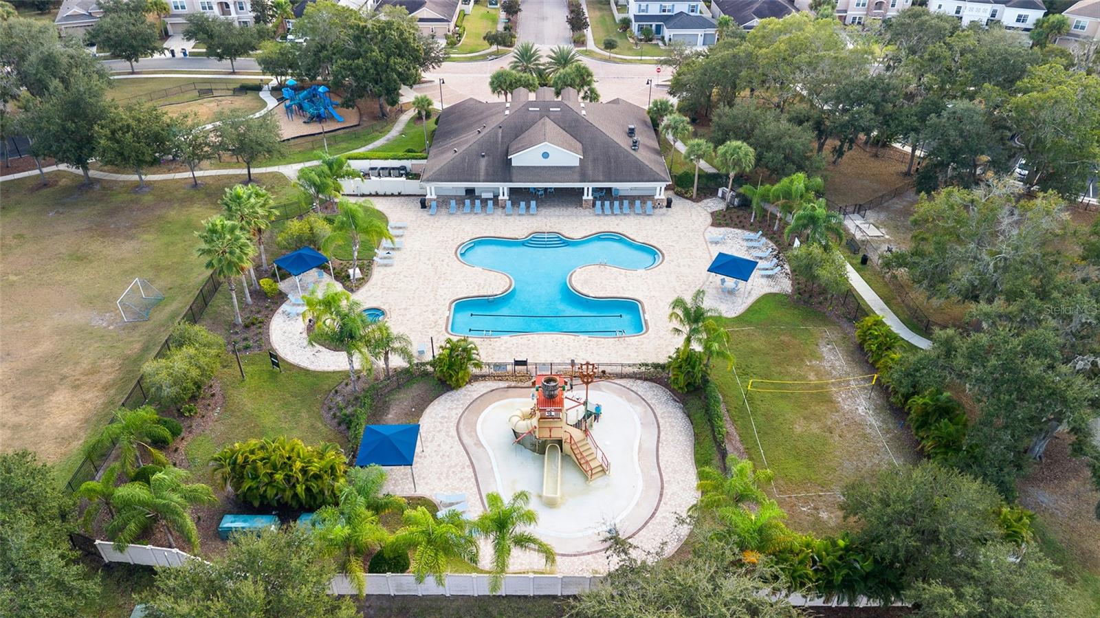 Image 55 of 56 For 17425 New Cross Circle