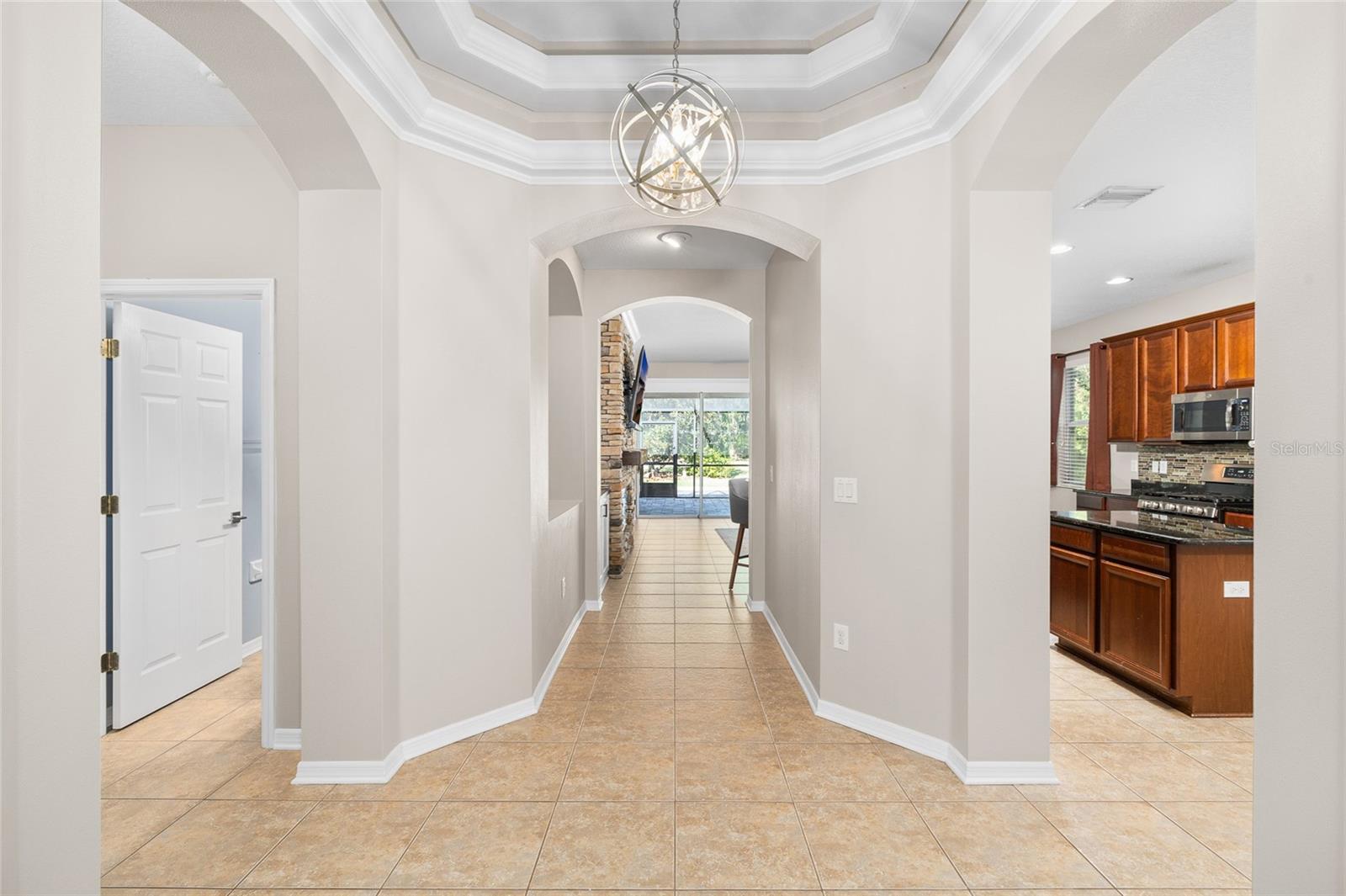 Image 8 of 56 For 17425 New Cross Circle