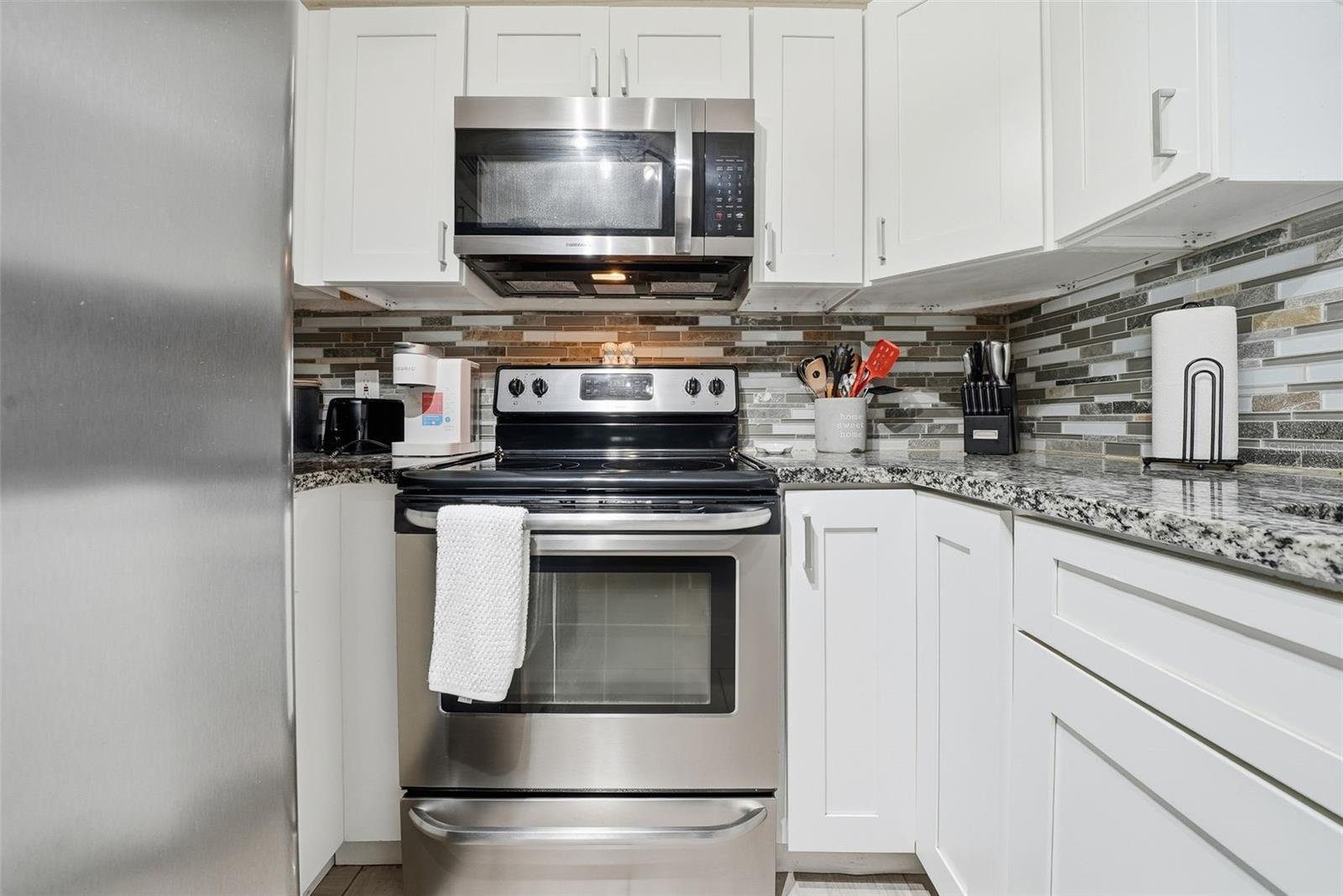 Image 10 of 35 For 4313 Main Street