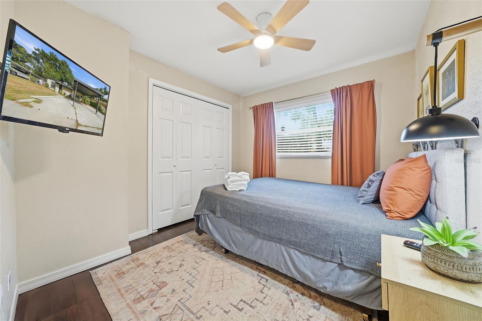 Image 19 of 35 For 4313 Main Street