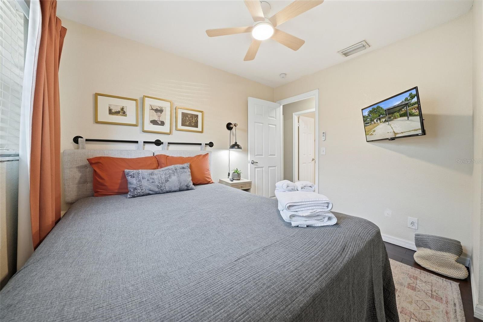 Image 20 of 35 For 4313 Main Street