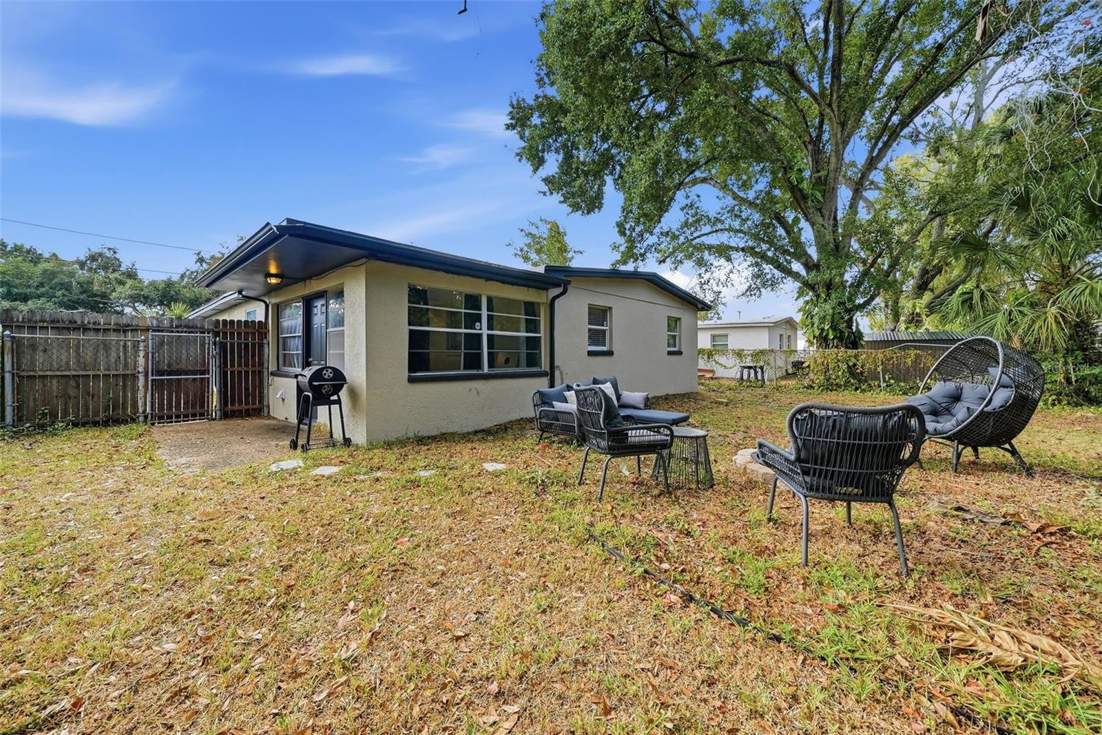 Image 32 of 35 For 4313 Main Street