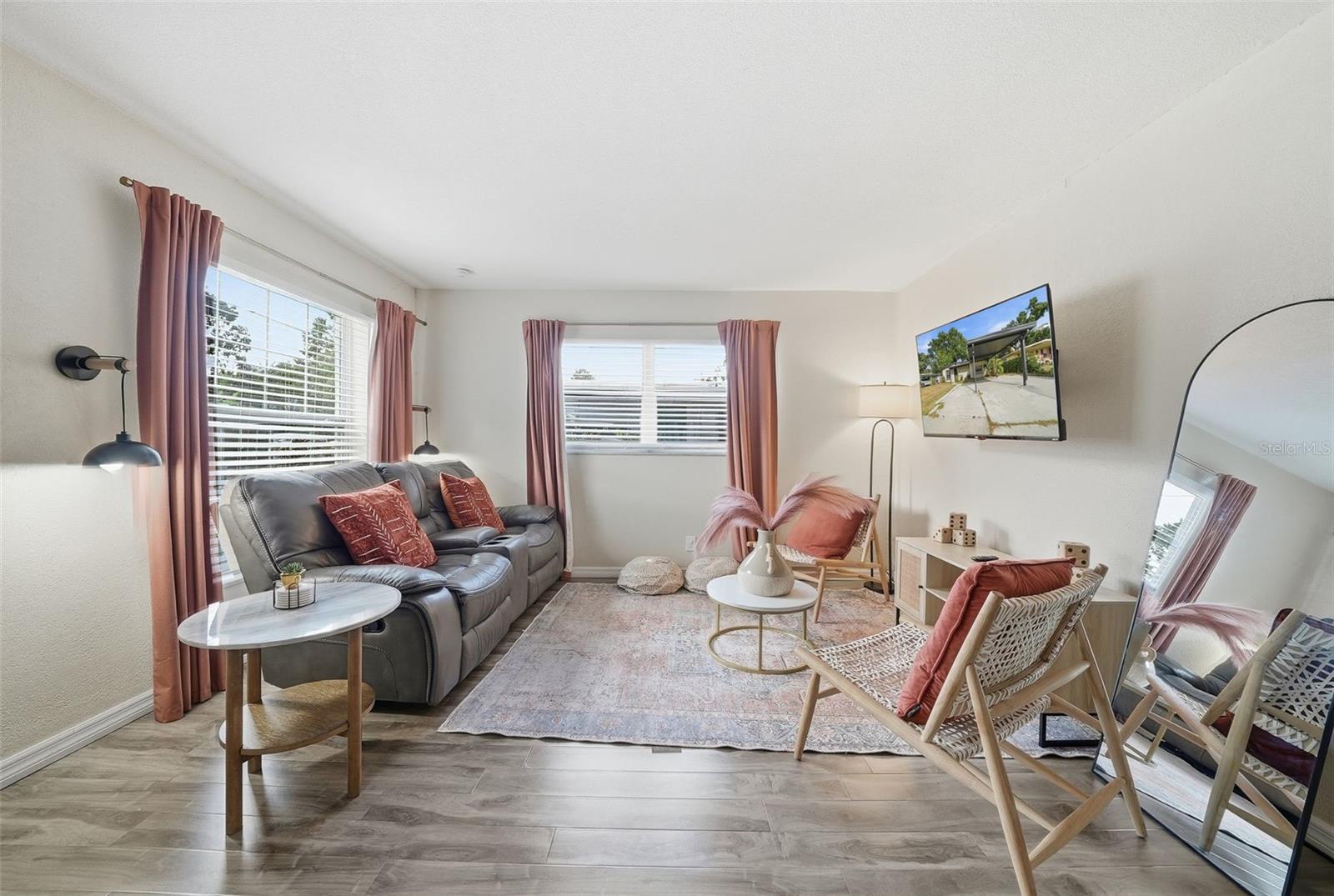 Image 4 of 35 For 4313 Main Street