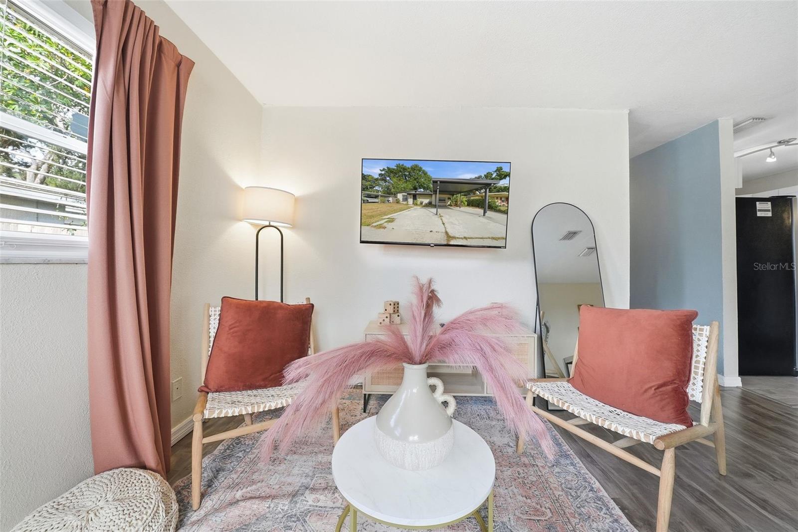 Image 6 of 35 For 4313 Main Street