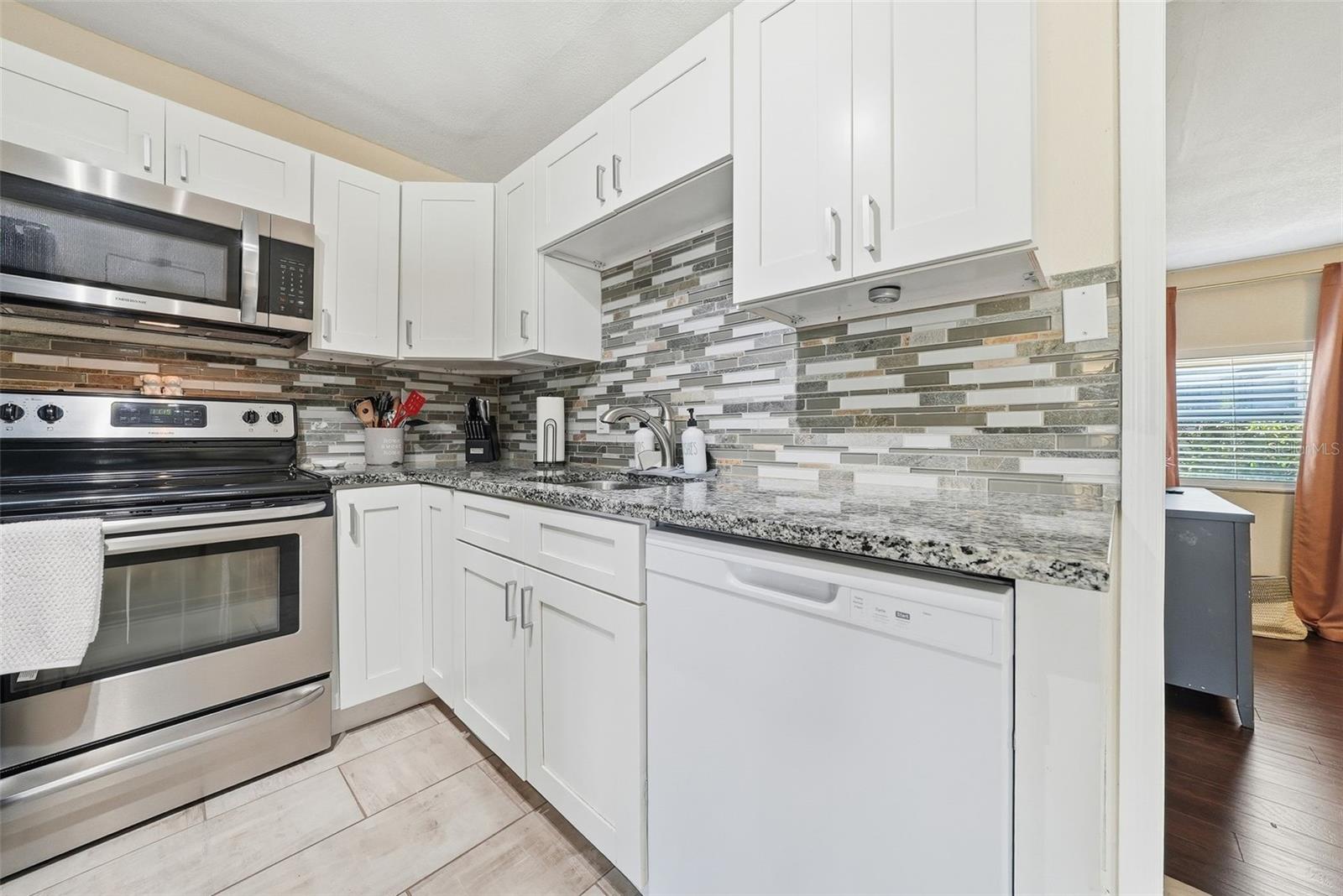 Image 8 of 35 For 4313 Main Street