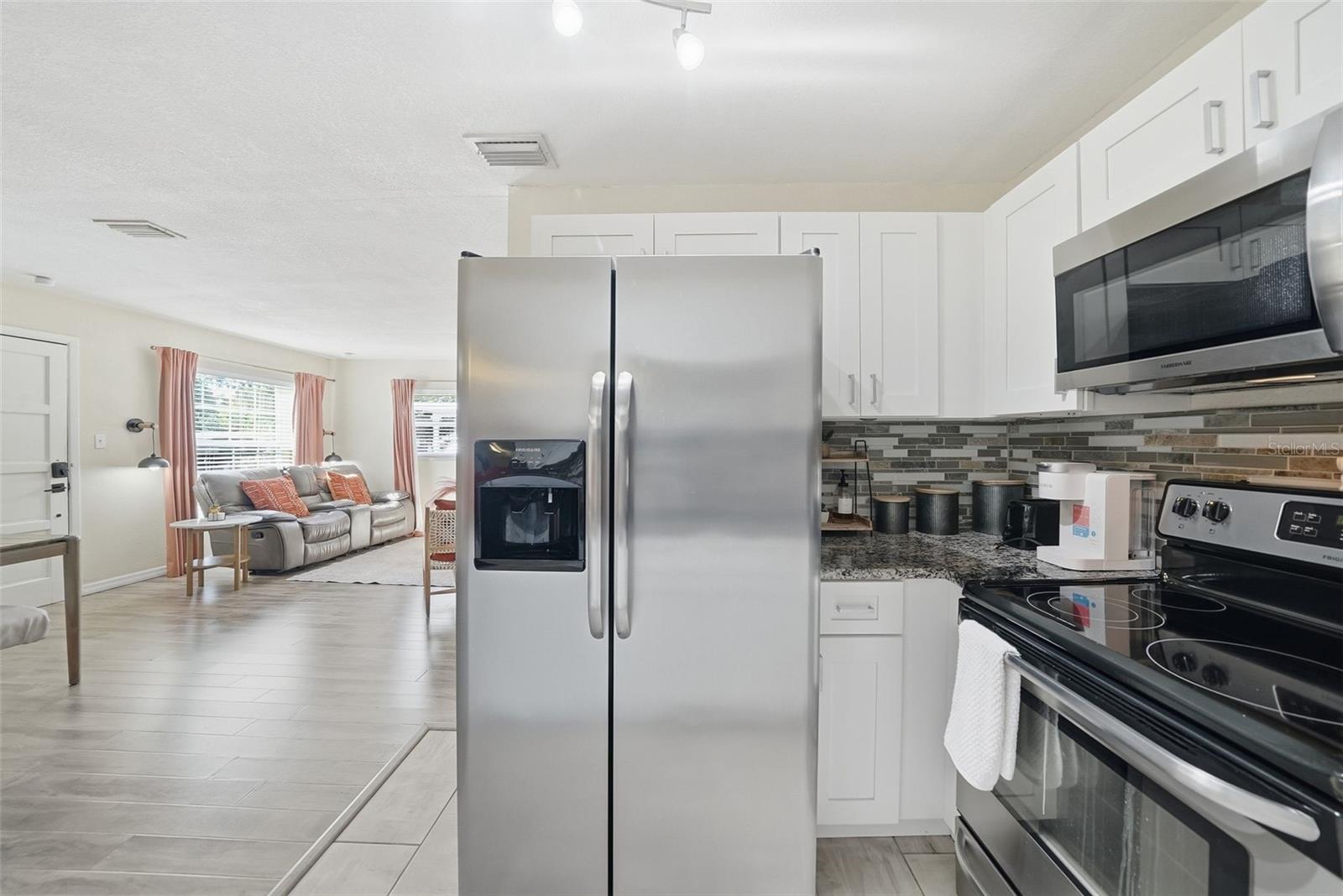 Image 9 of 35 For 4313 Main Street