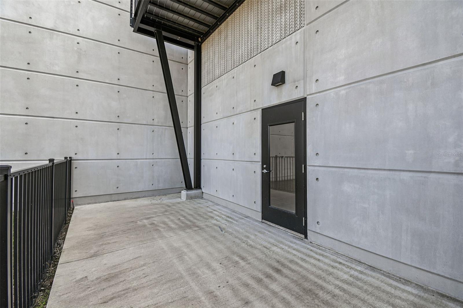 Image 22 of 50 For 6500 Motor Enclave Way 503