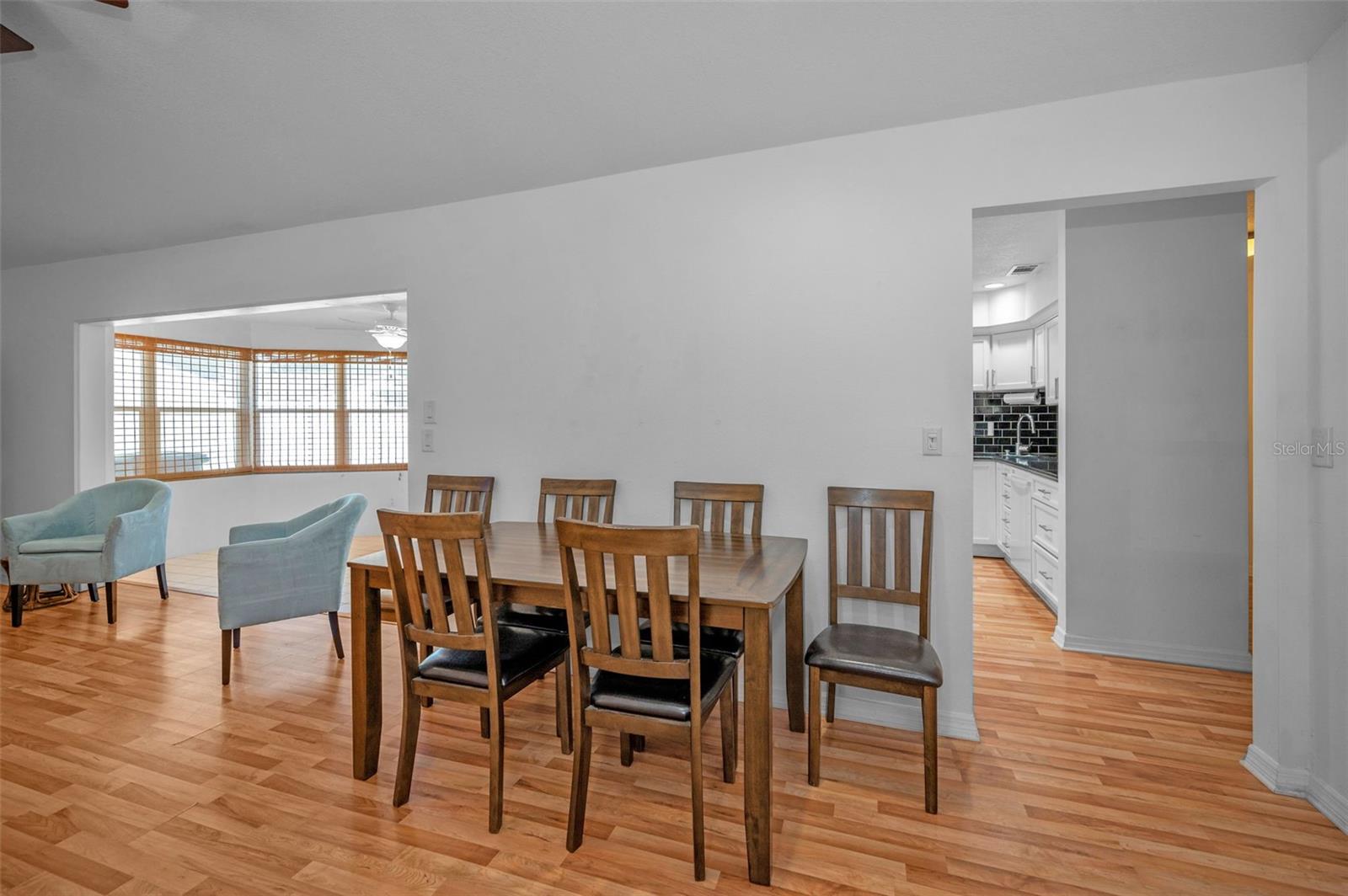 Image 17 of 67 For 2017 Santiago Way S