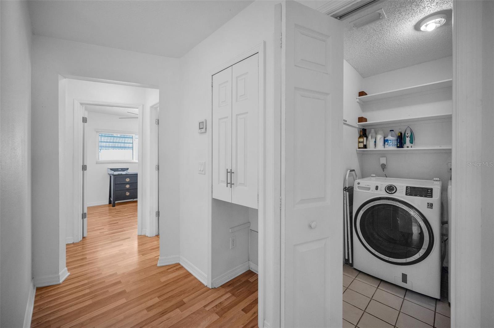 Image 31 of 67 For 2017 Santiago Way S