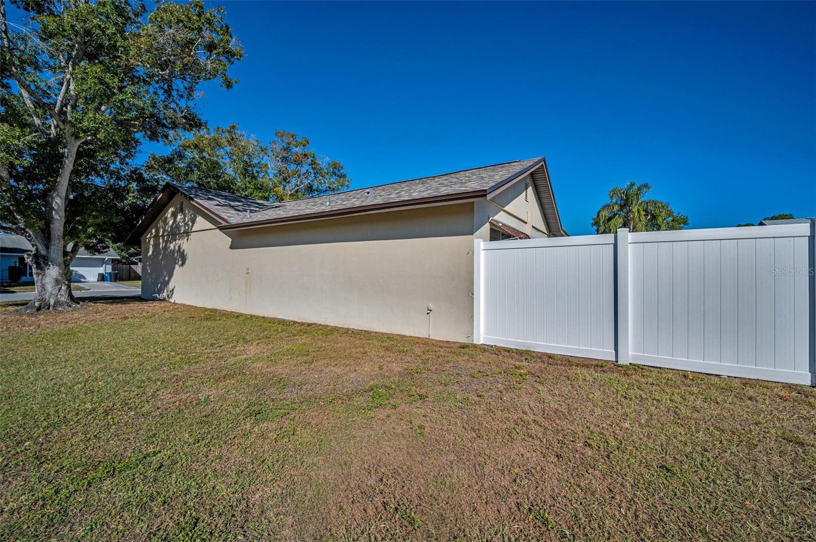 Image 50 of 67 For 2017 Santiago Way S