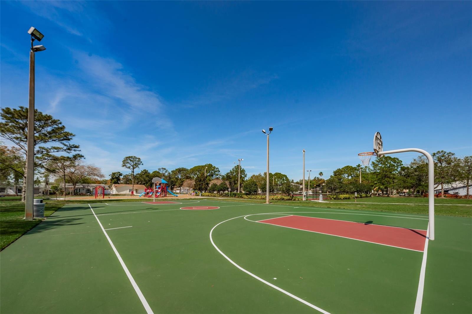 Image 53 of 67 For 2017 Santiago Way S