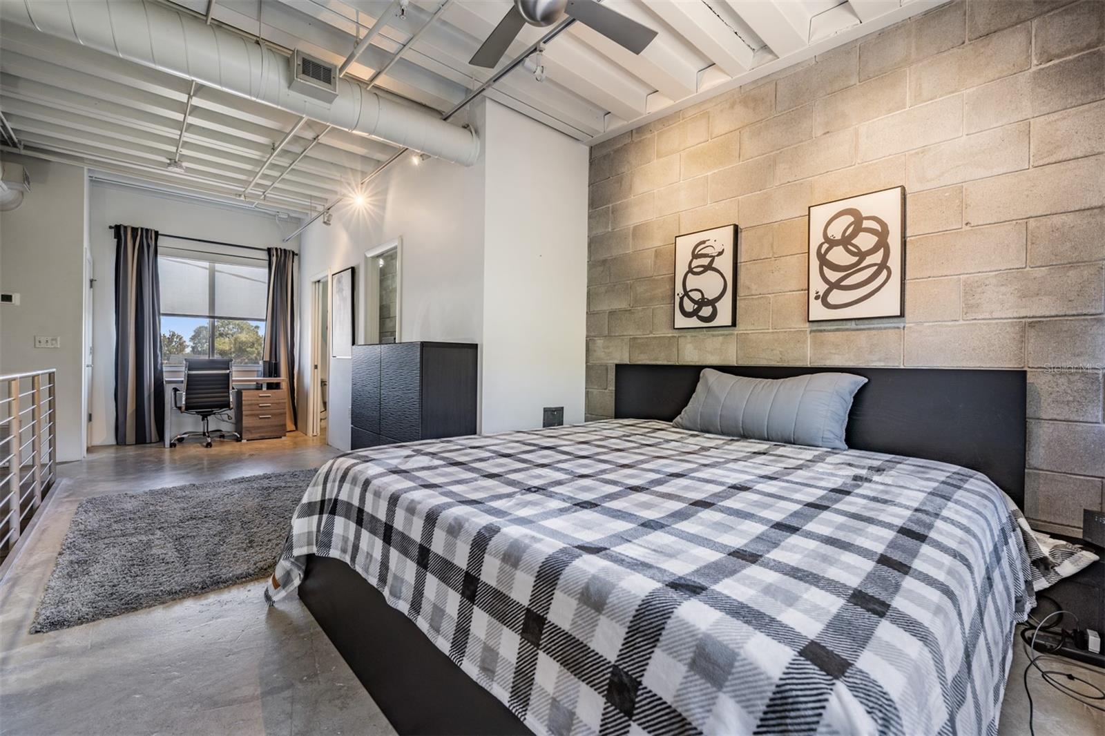 Image 13 of 24 For 3107 De Leon Street 4