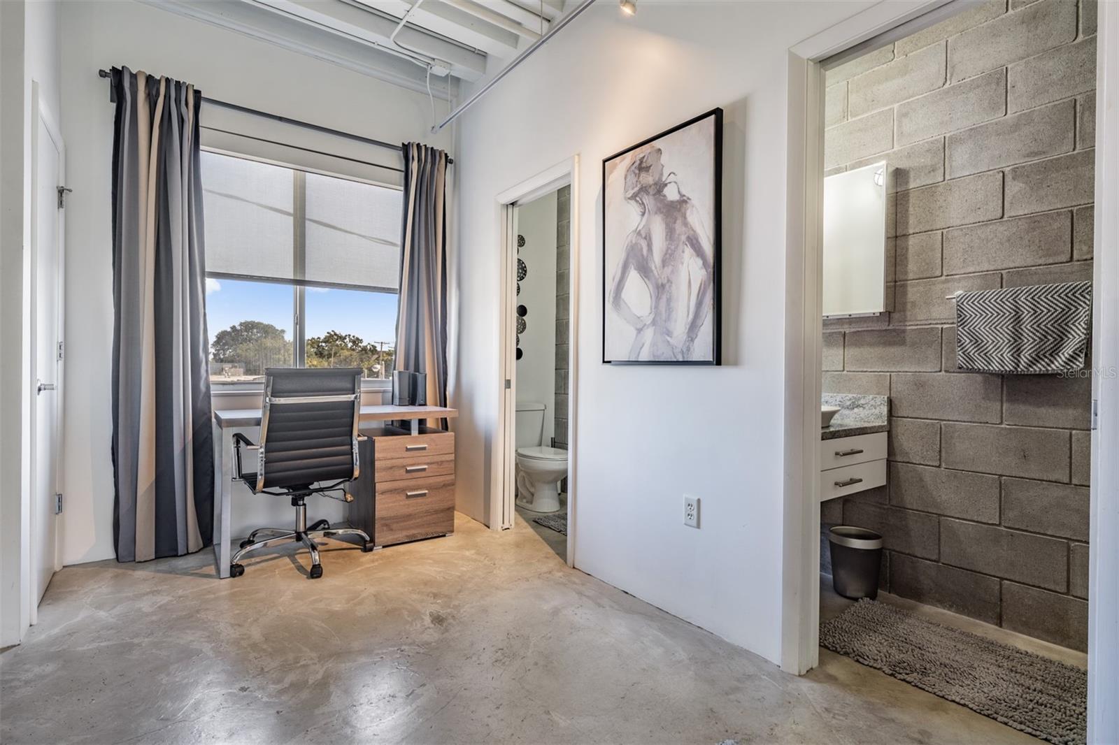 Image 16 of 24 For 3107 De Leon Street 4