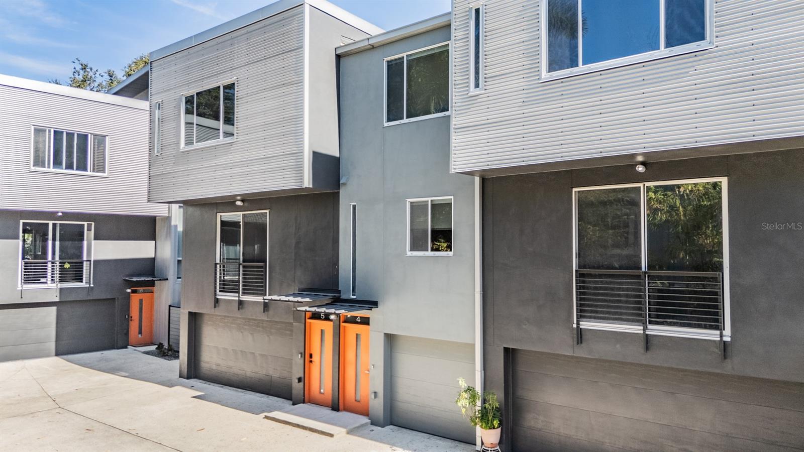 Image 22 of 24 For 3107 De Leon Street 4