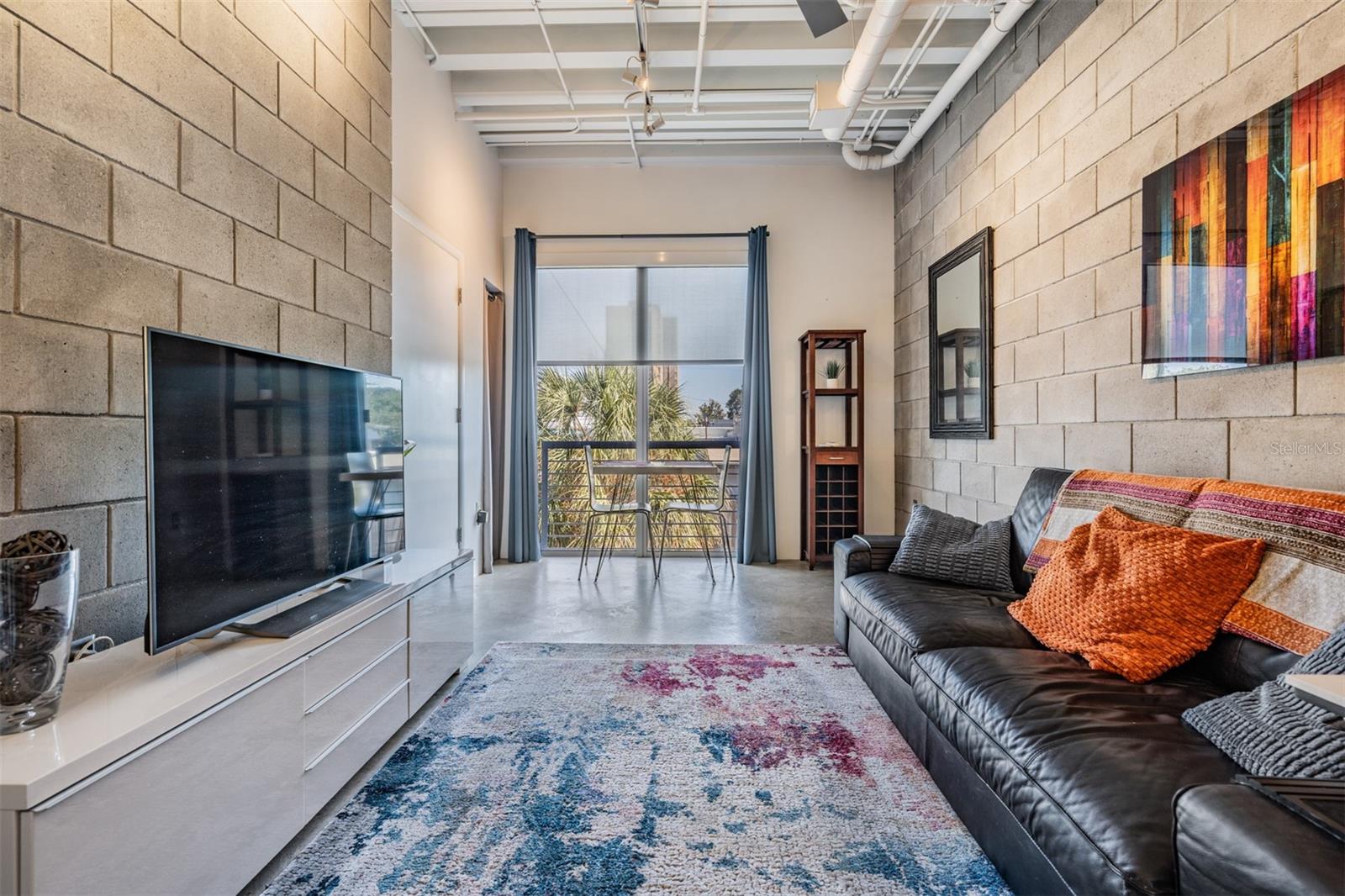 Image 3 of 24 For 3107 De Leon Street 4