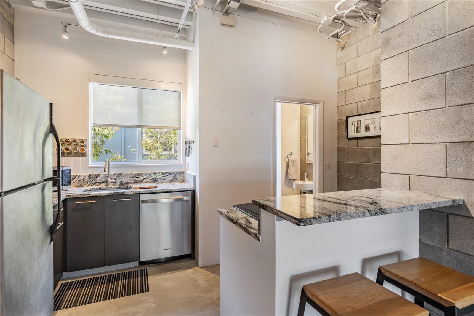 Image 9 of 24 For 3107 De Leon Street 4