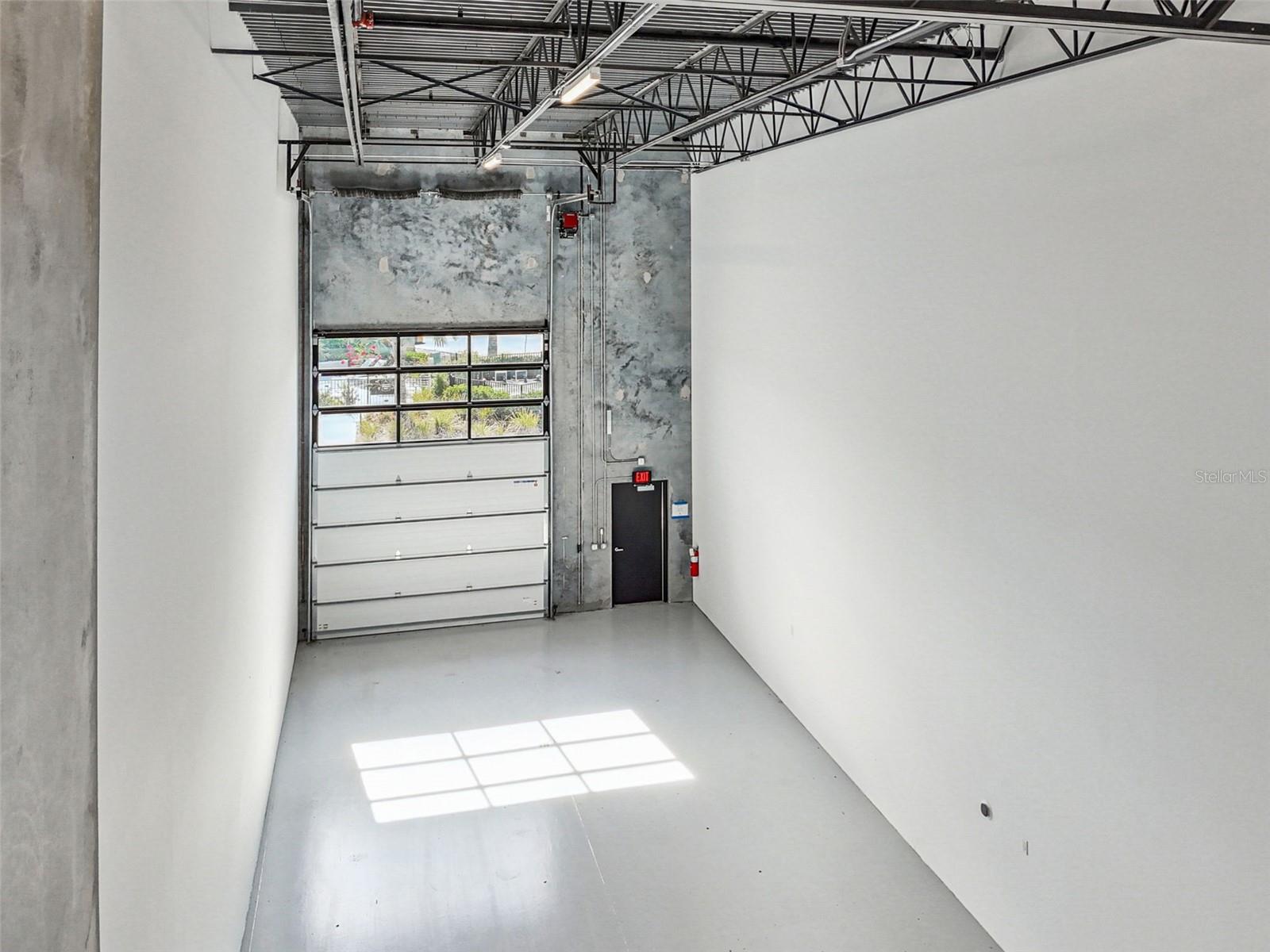 Image 13 of 50 For 6500 Motor Enclave Way 503