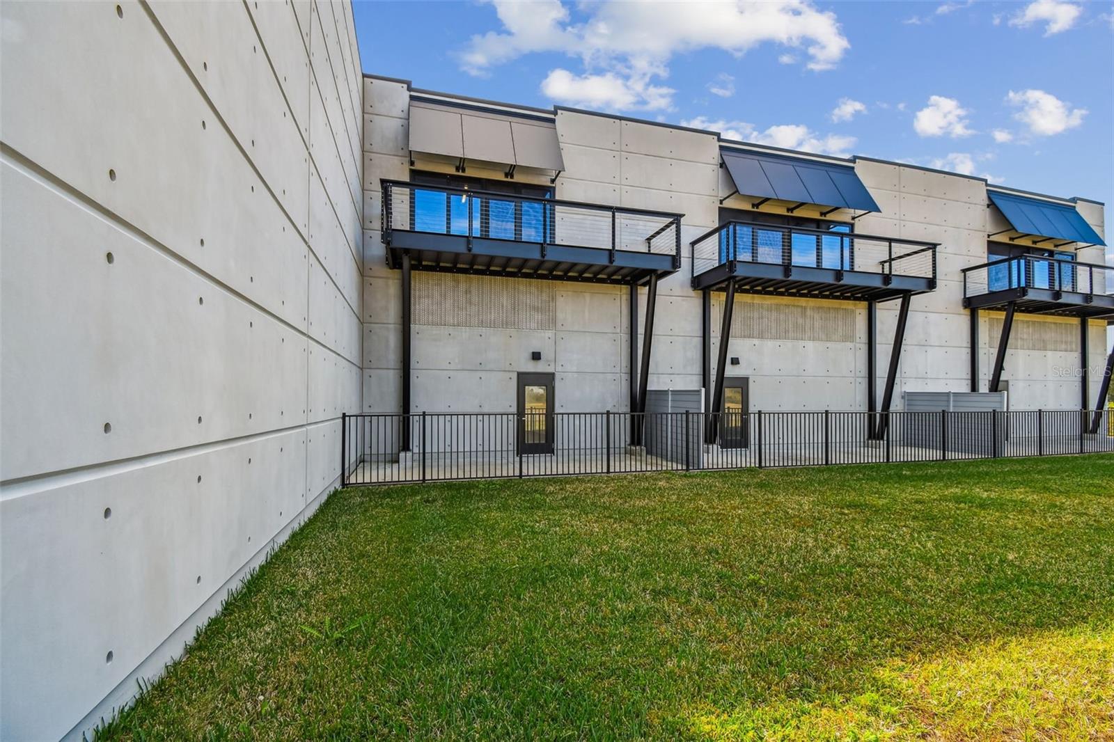 Image 24 of 50 For 6500 Motor Enclave Way 503