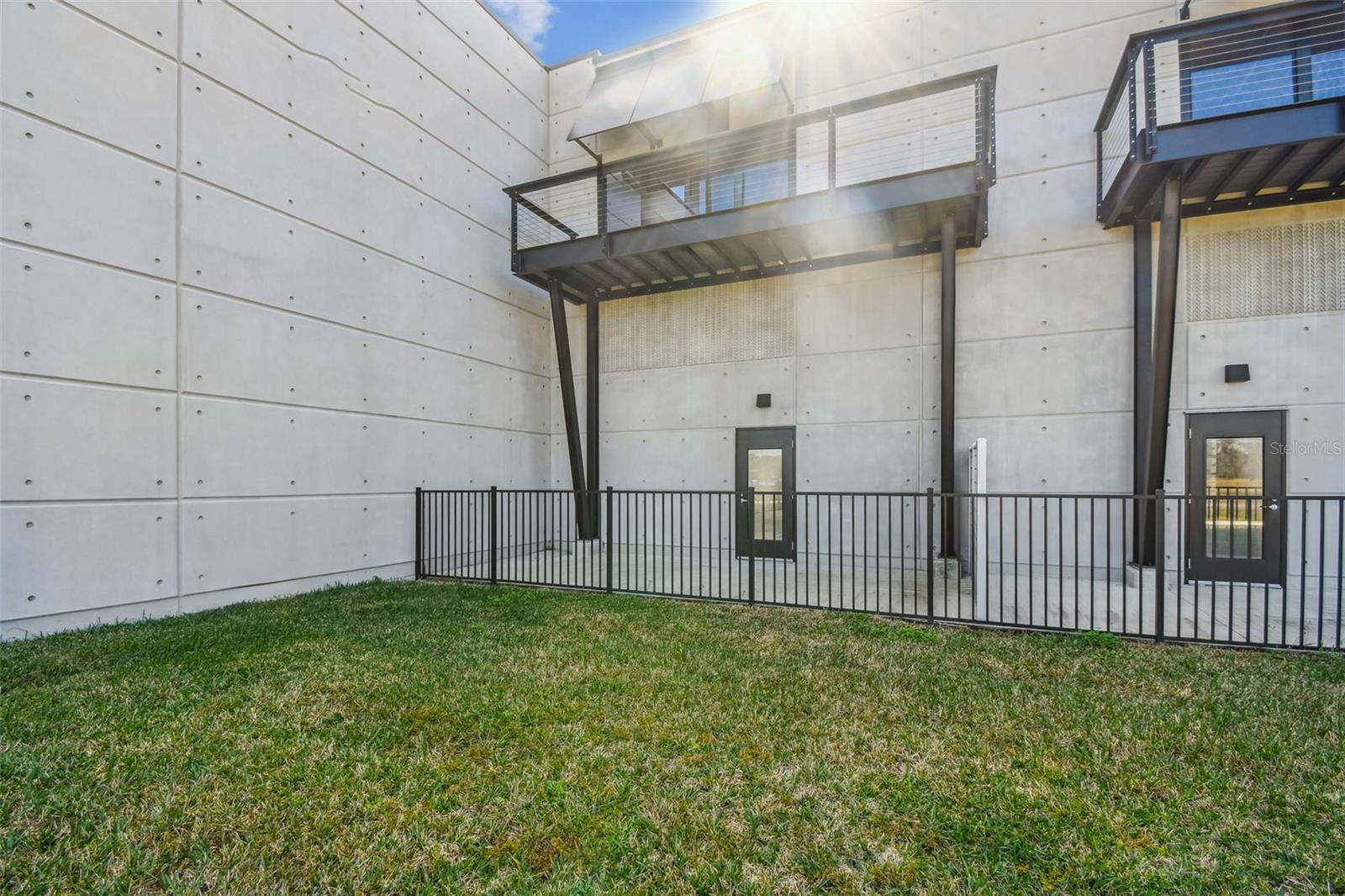 Image 25 of 50 For 6500 Motor Enclave Way 503