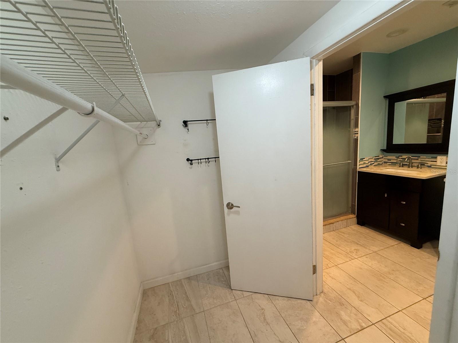 Image 16 of 25 For 421 5th Avenue Ne