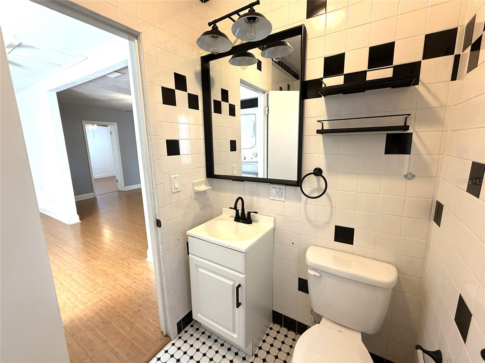 Image 22 of 25 For 421 5th Avenue Ne