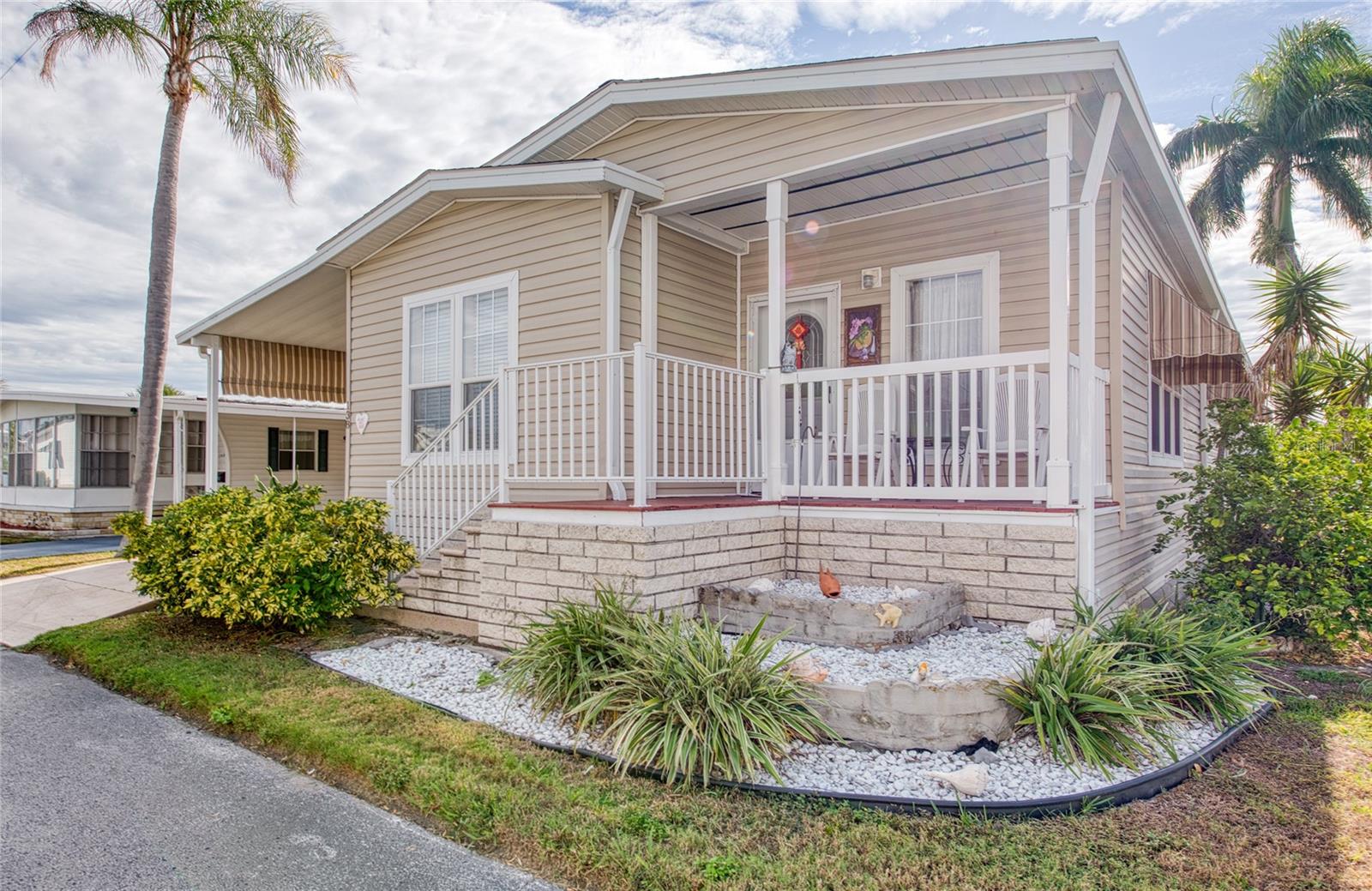 Image 2 of 36 For 18675 Us Highway 19 N 138