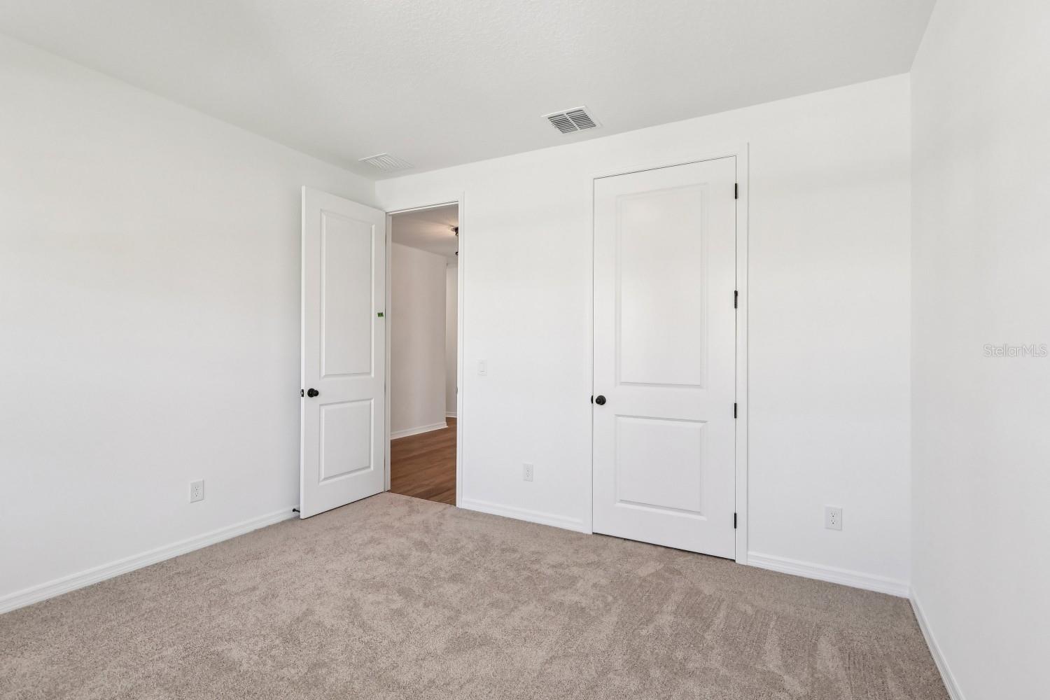 Image 14 of 34 For 2343 Broadbrook Drive