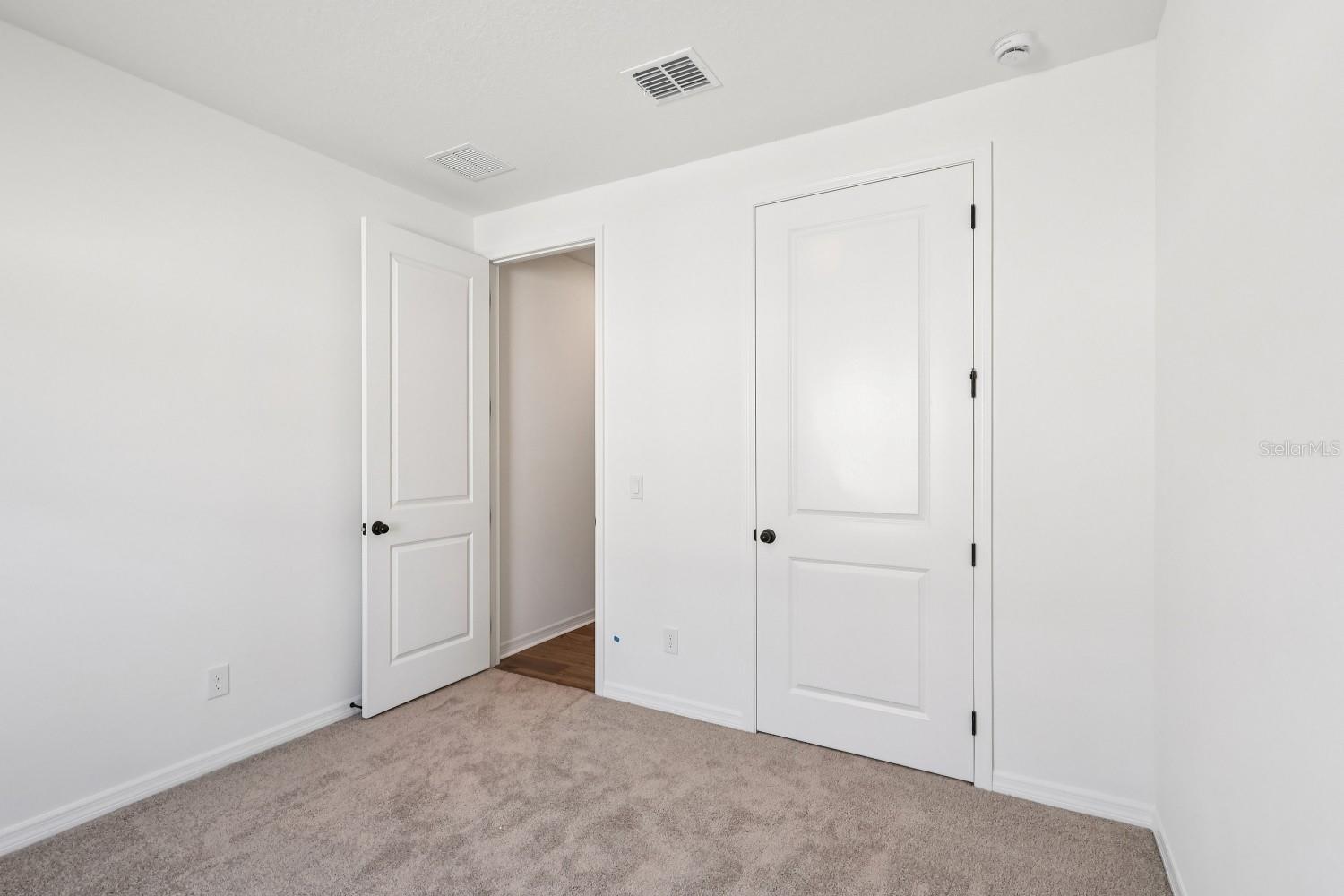 Image 18 of 34 For 2343 Broadbrook Drive