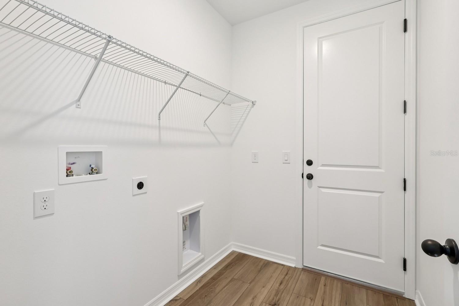 Image 28 of 34 For 2343 Broadbrook Drive