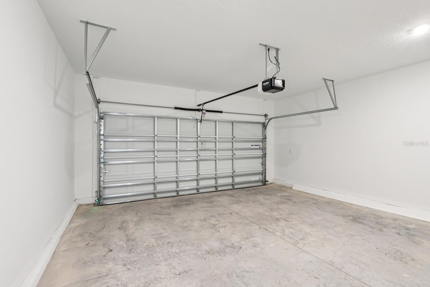 Image 29 of 34 For 2343 Broadbrook Drive