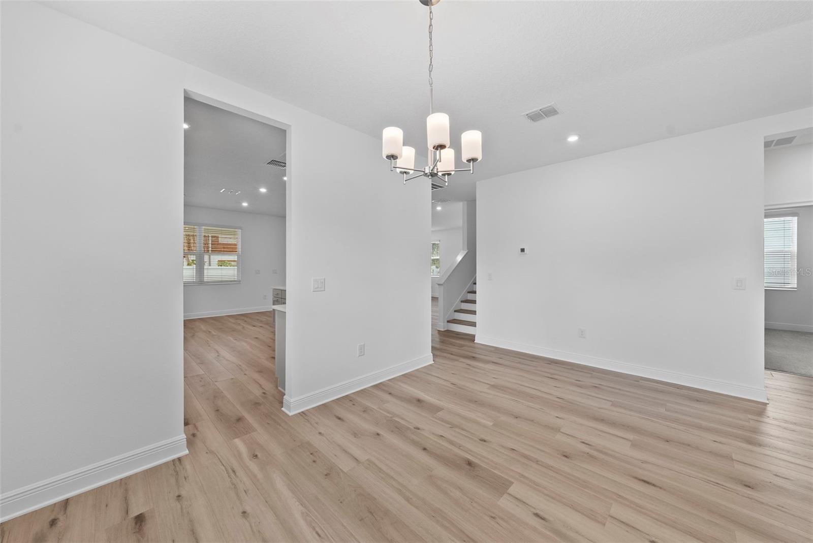 Image 14 of 41 For 6216 29th Street N