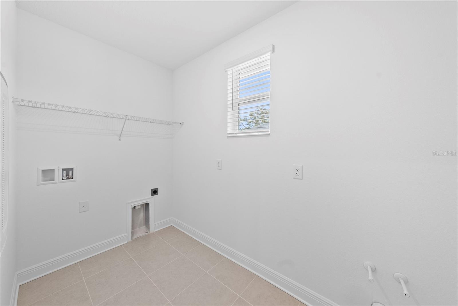 Image 28 of 41 For 6216 29th Street N