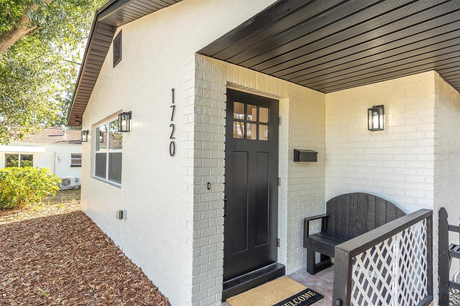 Listing photo id 2 for 1720 34th Avenue N