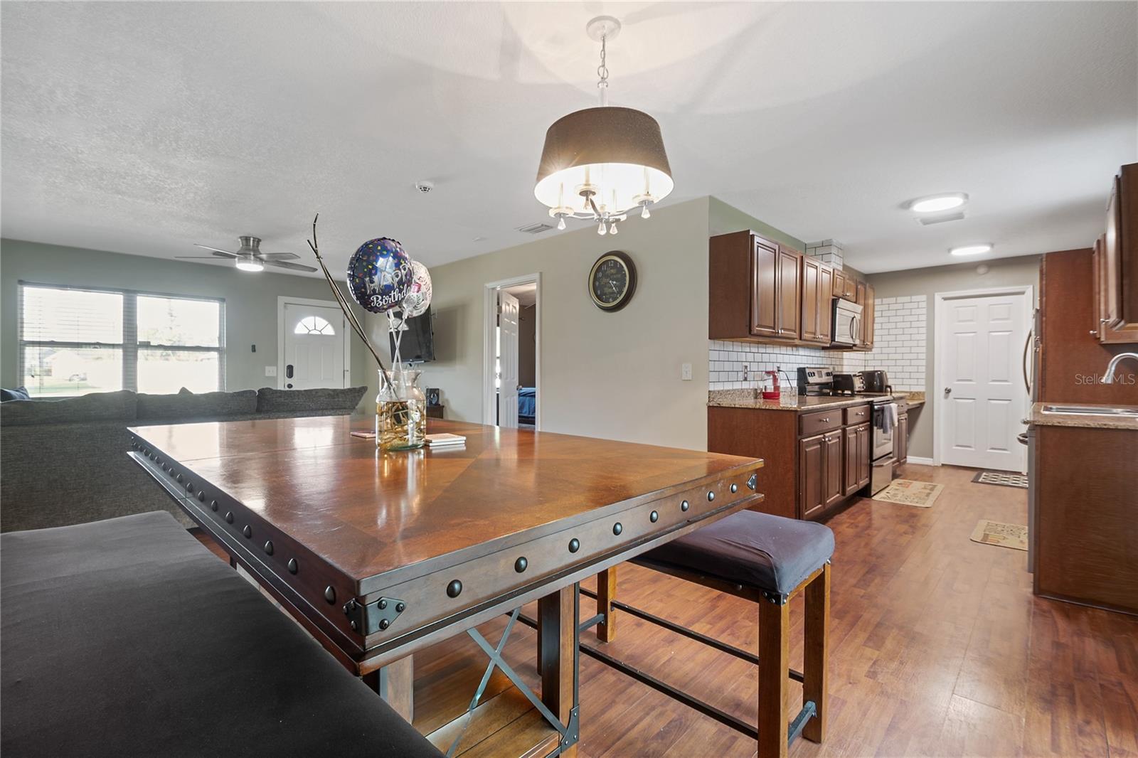 Image 13 of 31 For 4389 Trout Drive Se