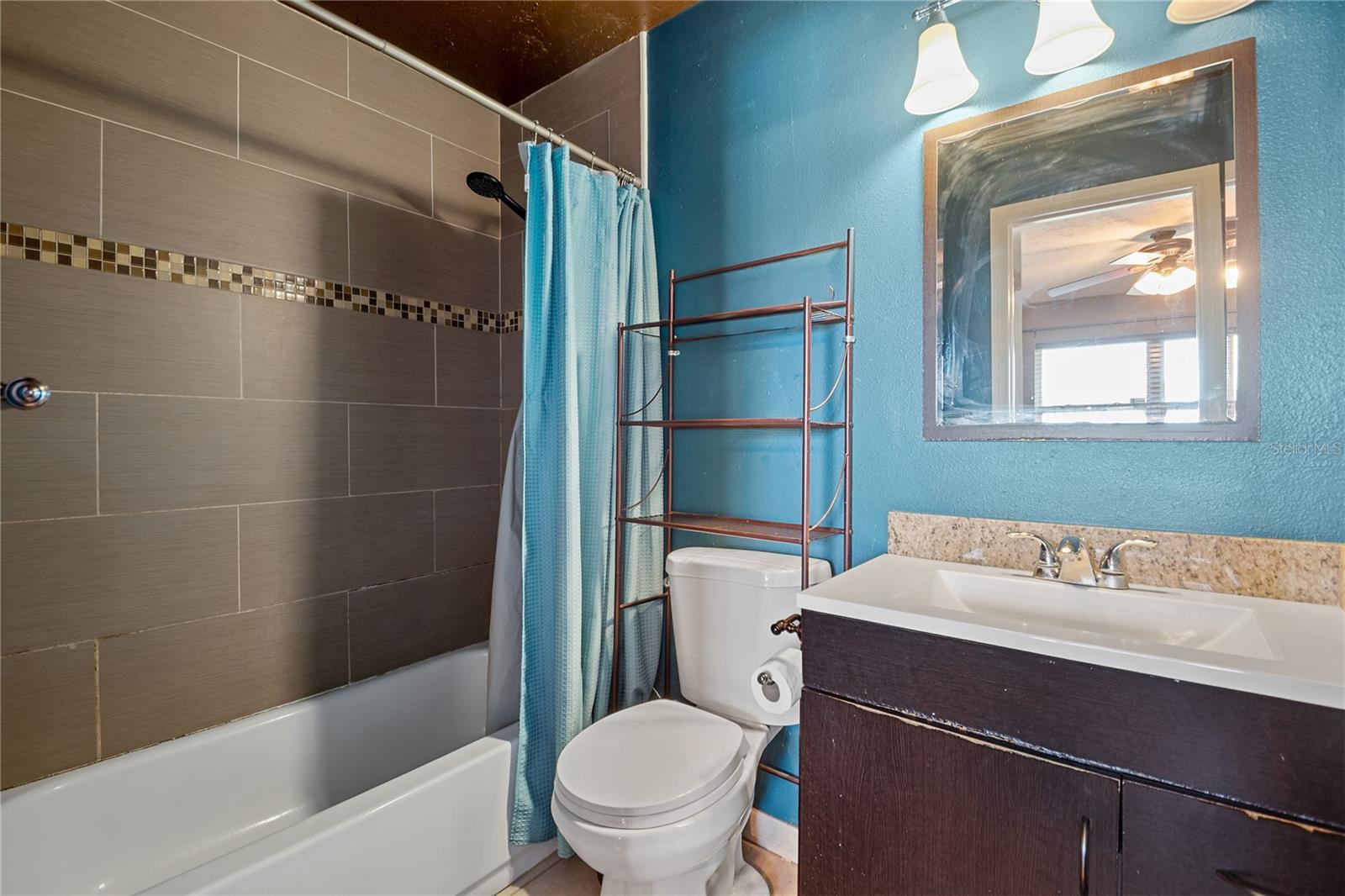 Image 24 of 31 For 4389 Trout Drive Se