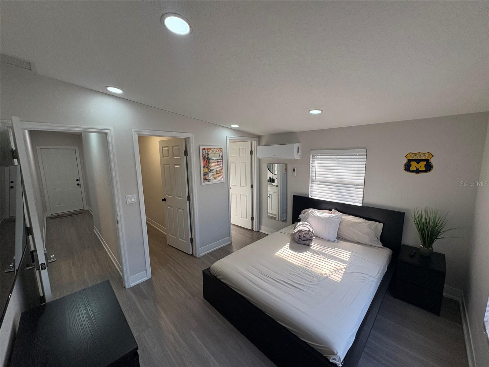 Image 20 of 44 For 5210 Zion Street