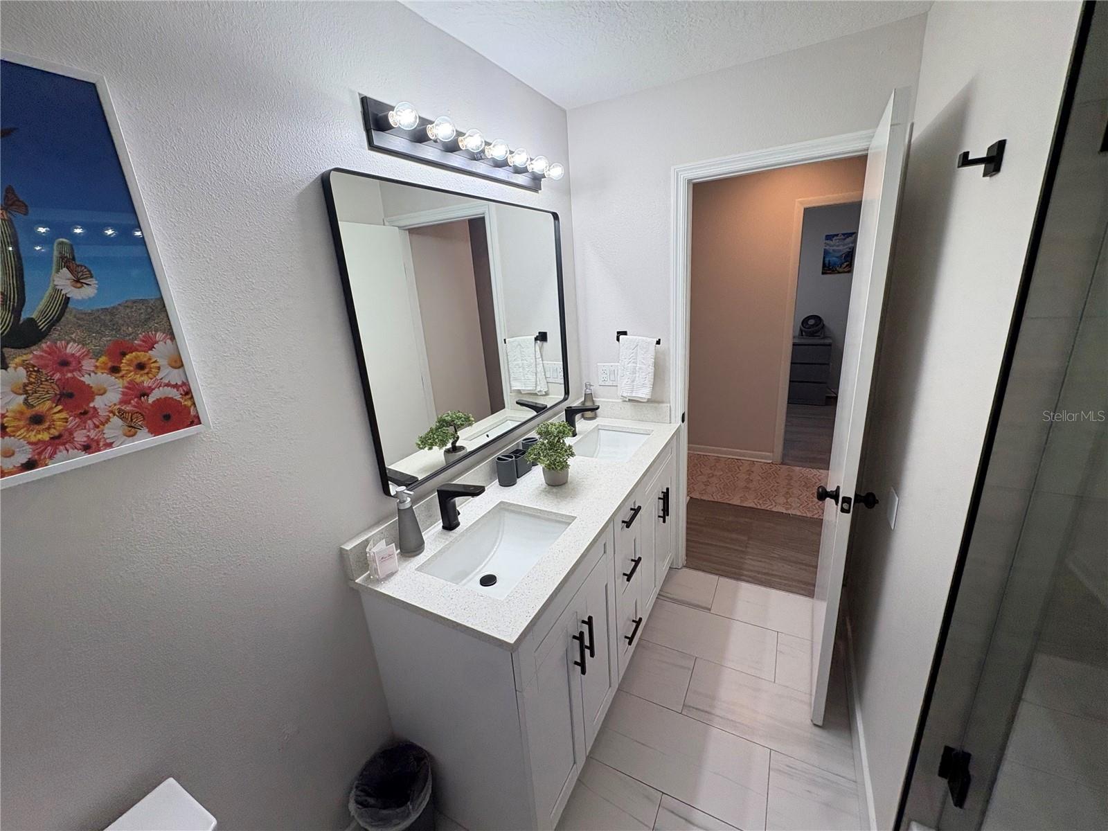 Image 27 of 44 For 5210 Zion Street