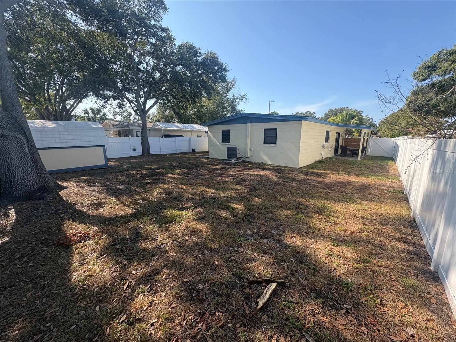 Image 5 of 44 For 5210 Zion Street