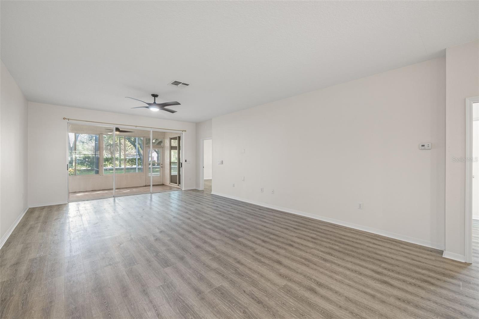 Image 14 of 34 For 19015 Callaway Court 37