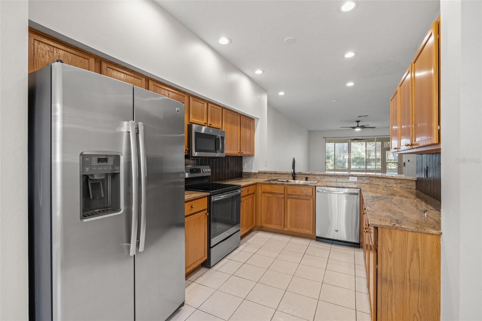 Image 7 of 34 For 19015 Callaway Court 37