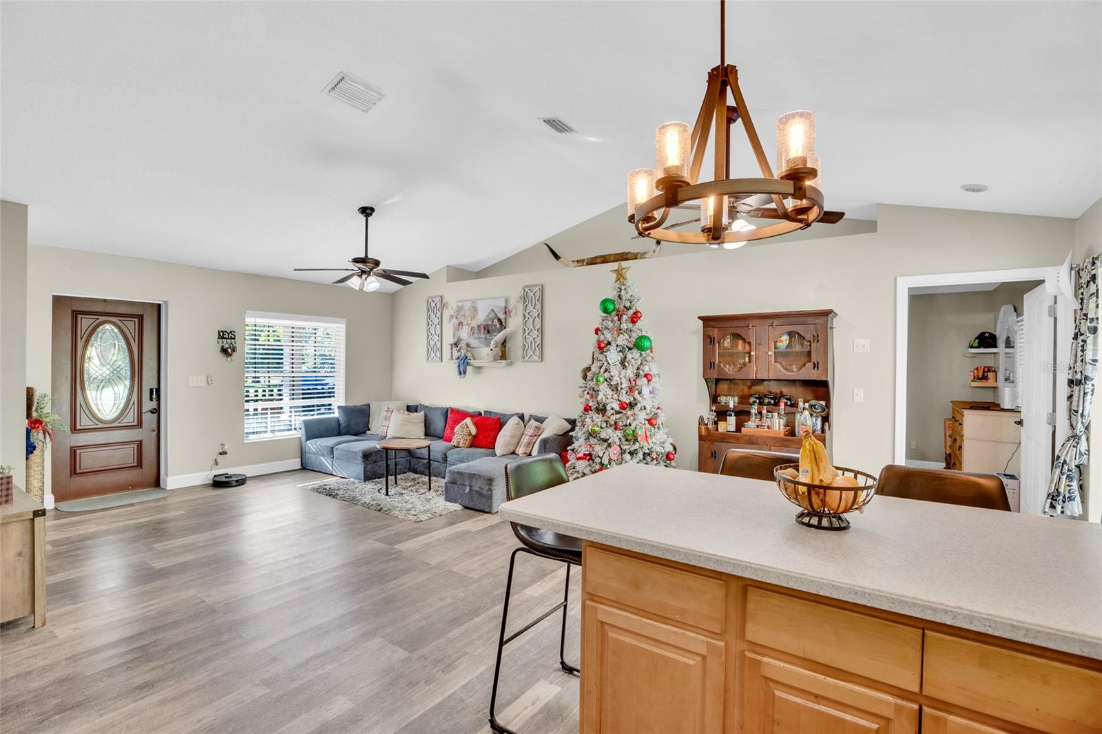 Image 14 of 30 For 6413 Peterson Road