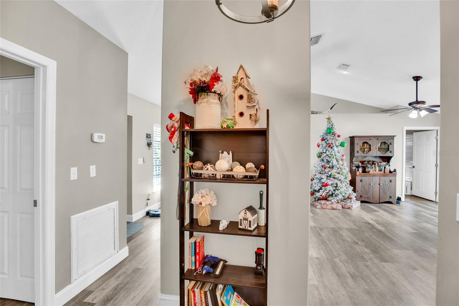 Image 16 of 30 For 6413 Peterson Road